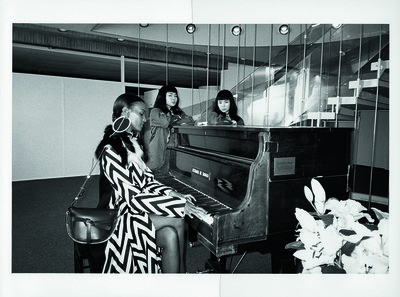 LOEWE WOMEN’S FALL WINTER 2018, publication featuring LIYA KEBEDE shot at MAISON DE L'UNESCO
Photography FUMIKO IMANO Styling BENJAMIN BRUNO - © Villa Noailles Hyères