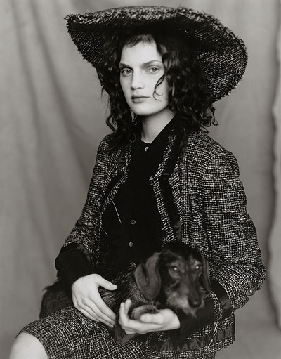 GUINEVERE WITH GUAPI FOR YOHJI YAMAMOTO, PARIS 1996 - © Villa Noailles Hyères