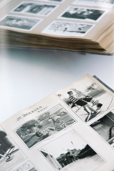 “Archives photographiques et cinématographiques inédites” scénographie de Maria Jeglinska - © Villa Noailles Hyères