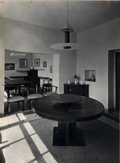 Reproduction of the DIM carpet (1925) in the dining room - © Villa Noailles Hyères