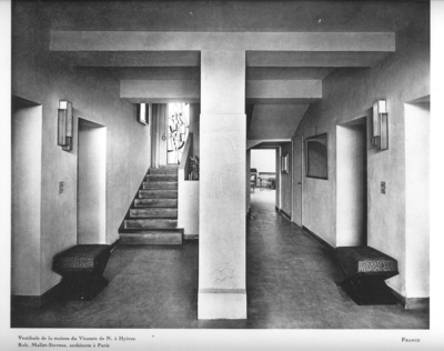 Reconstruction of the staircase stained glass windows by Louis Barillet (circa 1925), in collaboration with Atelier Duchemin. - © Villa Noailles Hyères