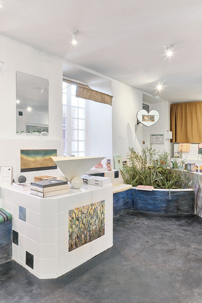 “Don’t Break My Heart” et “Postcards” par Jacent, Jade Fourès-Varnier et Vincent de Hoÿm - © Villa Noailles Hyères