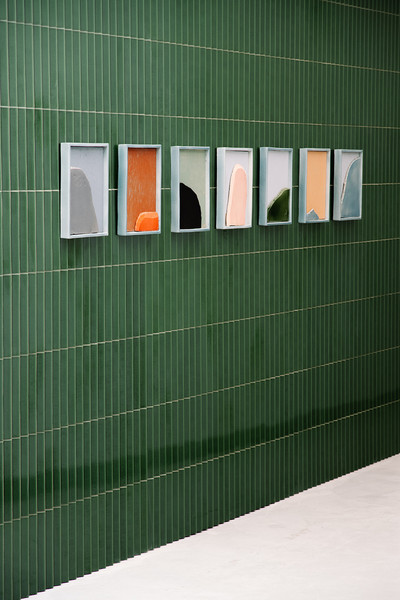 “Les mains à l’argile” par Ronan Bouroullec - © Villa Noailles Hyères