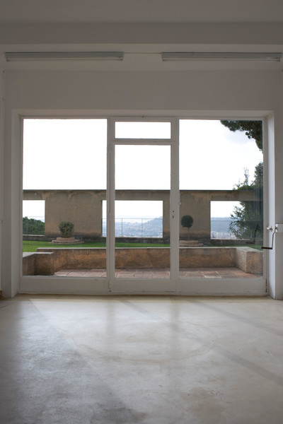 Clos Saint-Bernard dit villa Noailles. Le salon de lecture. 
Photographie : Olivier Amsellem - © Villa Noailles Hyères